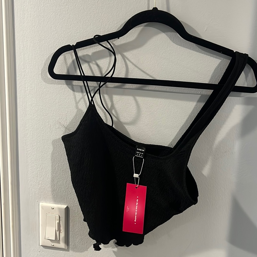 SHEIN ICON Size Small or US 04 Black crop tank